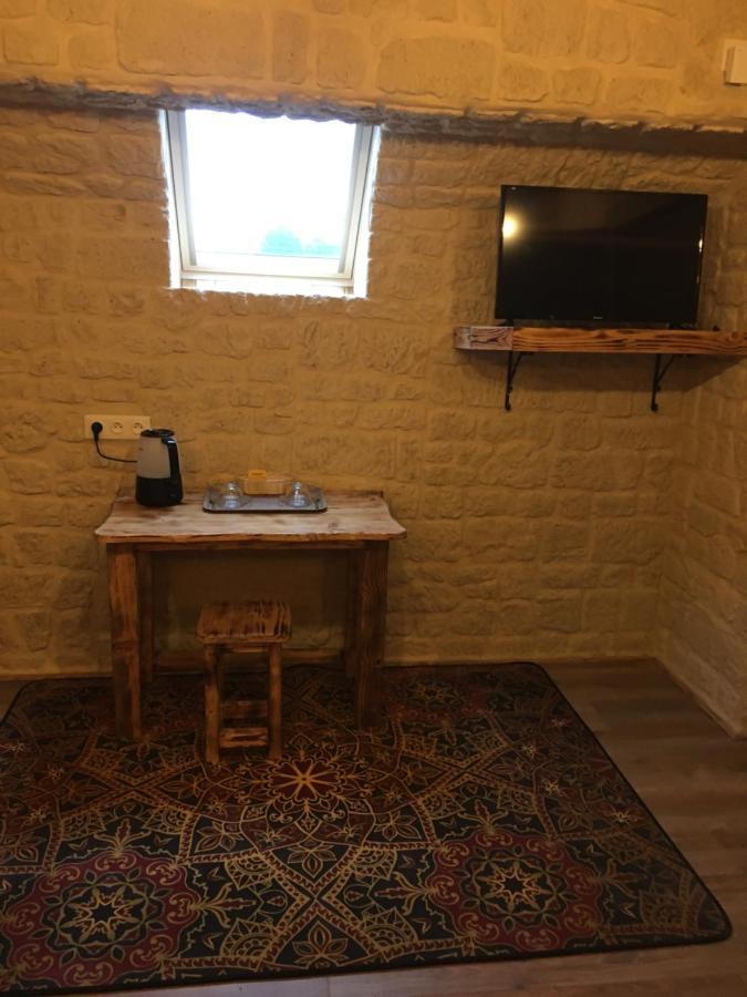 Chambre D'Hote Medieval Du Vieux Bourg Chailloue Dış mekan fotoğraf